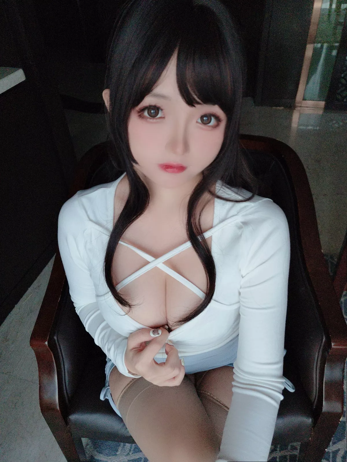 Xgyw.Org_Cosplay美女日奈娇包臀裙秘书主题私房半脱制服露性感内衣秀童颜巨乳诱惑写真105P