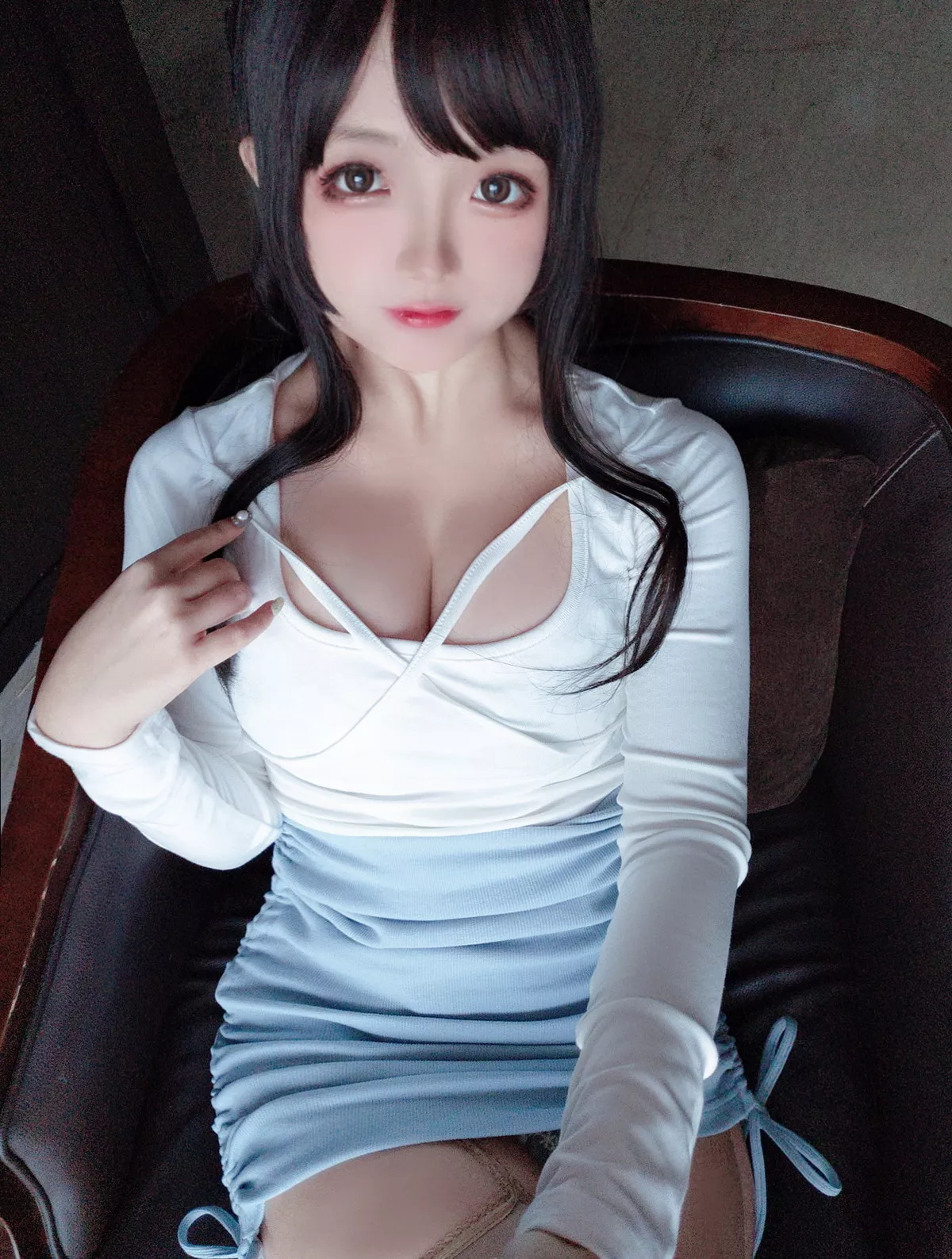 Xgyw.Org_Cosplay美女日奈娇包臀裙秘书主题私房半脱制服露性感内衣秀童颜巨乳诱惑写真105P