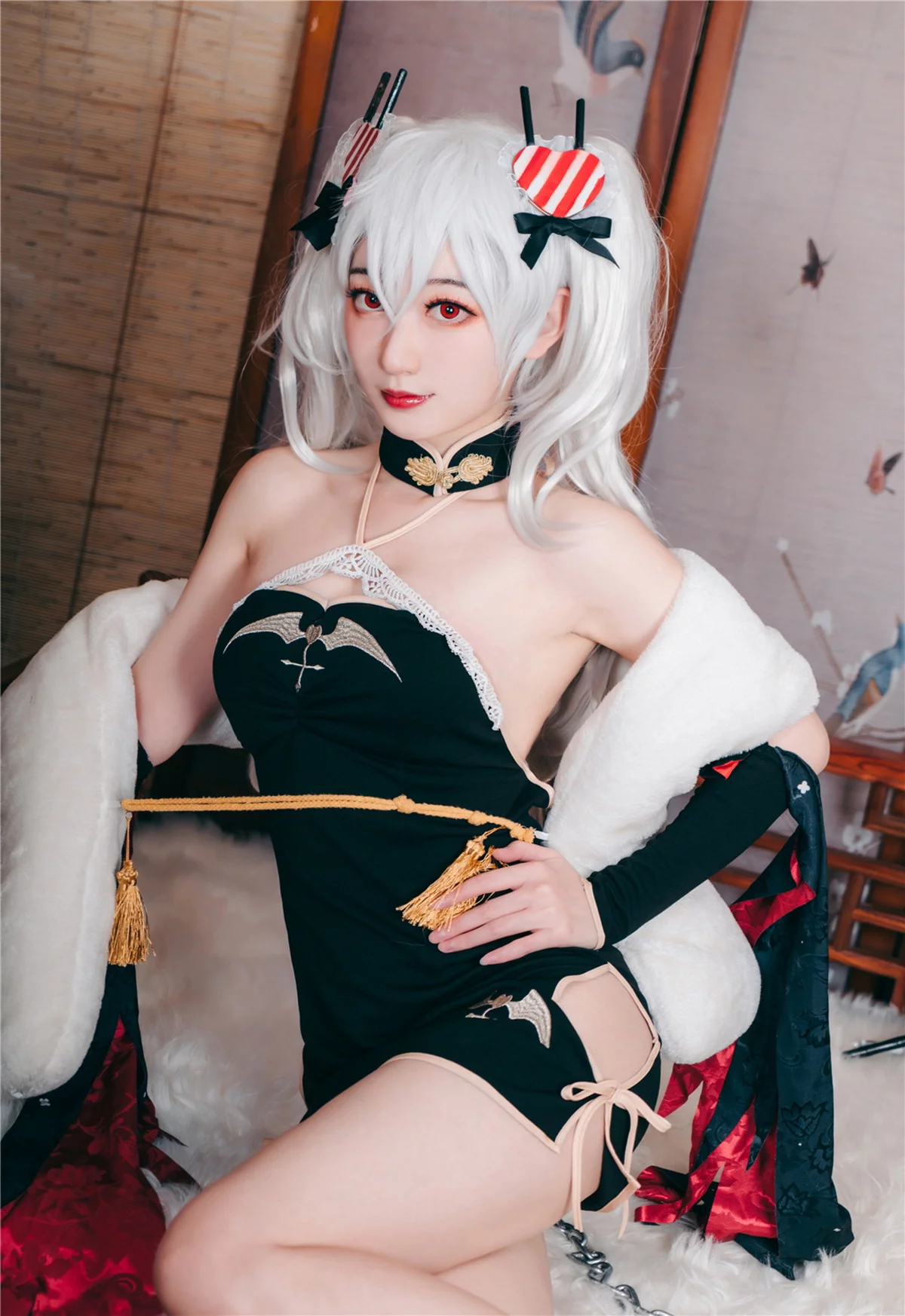 Xgyw.Org_Cosplay美女桃墨公子吸血鬼旗袍主题私房性感低胸高开旗袍秀豪乳翘臀诱惑写真40P