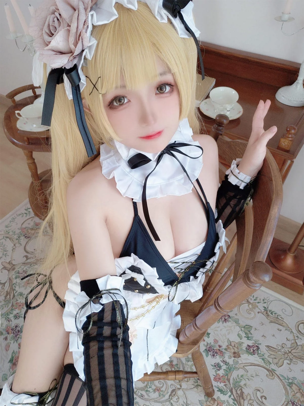 Xgyw.Org_Cosplay美女日奈娇内普提斯主题私房性感黑白女仆装配黑丝袜秀丰满身材诱惑写真75P