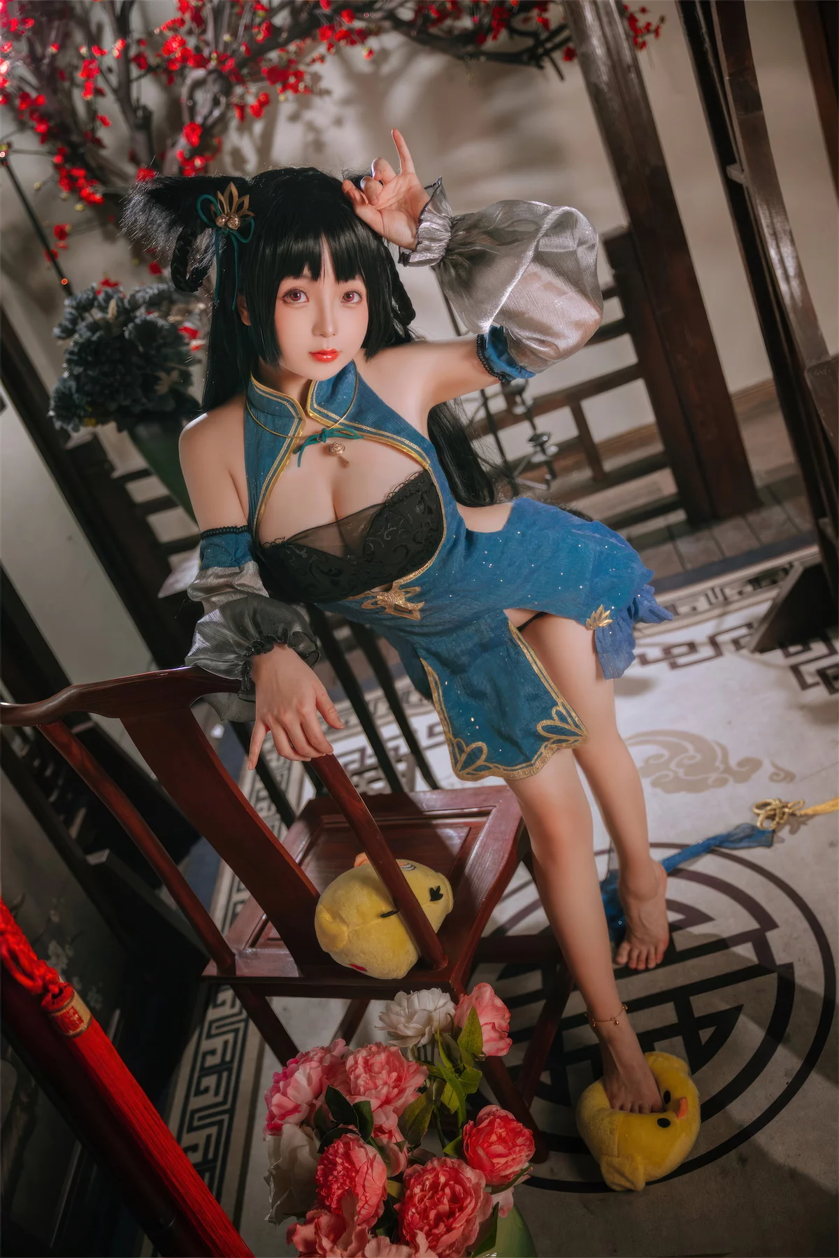 Xgyw.Org_Cosplay美女日奈娇大潮旗袍主题性感墨绿开胸旗袍露黑色蕾丝内衣完美诱惑写真25P