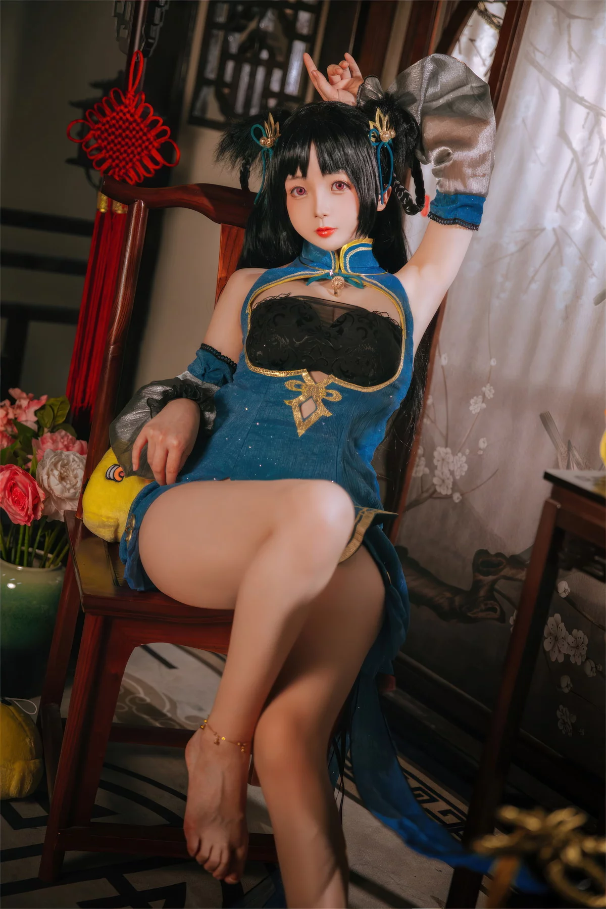 Xgyw.Org_Cosplay美女日奈娇大潮旗袍主题性感墨绿开胸旗袍露黑色蕾丝内衣完美诱惑写真25P