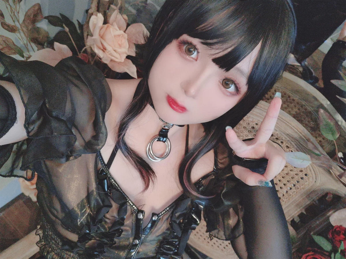 Xgyw.Org_Cosplay美女日奈娇皮衣系列主题性感黑色皮质情趣服饰露黑色三点式内衣诱惑写真123P