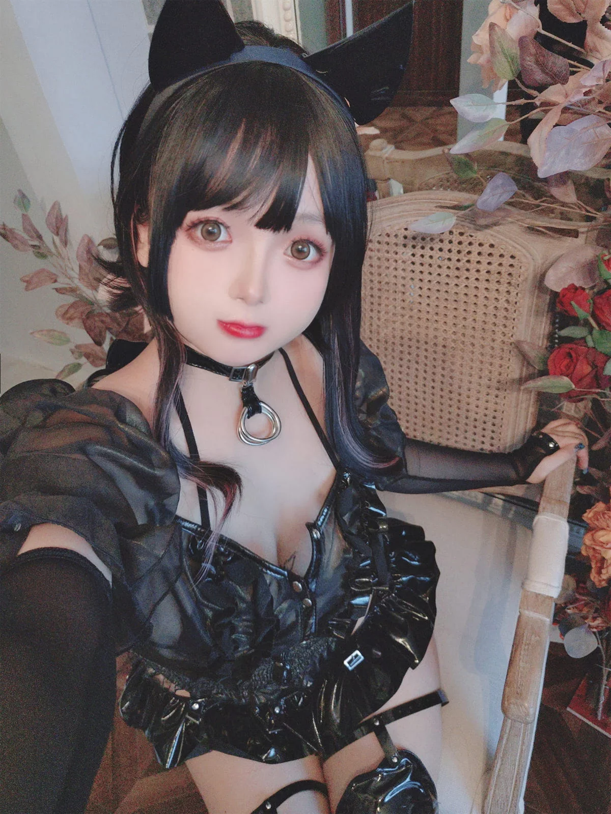 Xgyw.Org_Cosplay美女日奈娇皮衣系列主题性感黑色皮质情趣服饰露黑色三点式内衣诱惑写真123P