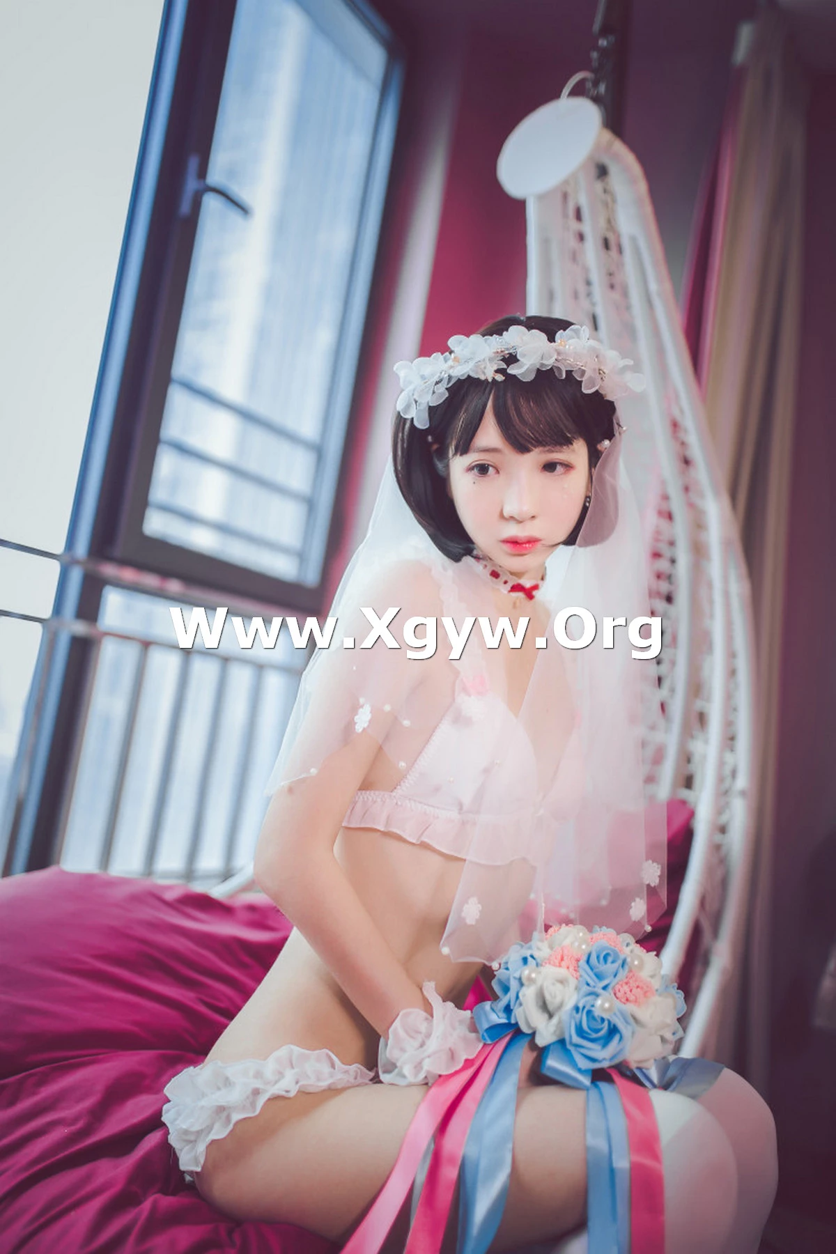 Xgyw.Org_网络美女疯猫ss梦中的婚礼主题性感白色婚纱服饰配白丝袜秀完美身材迷人诱惑写真49P