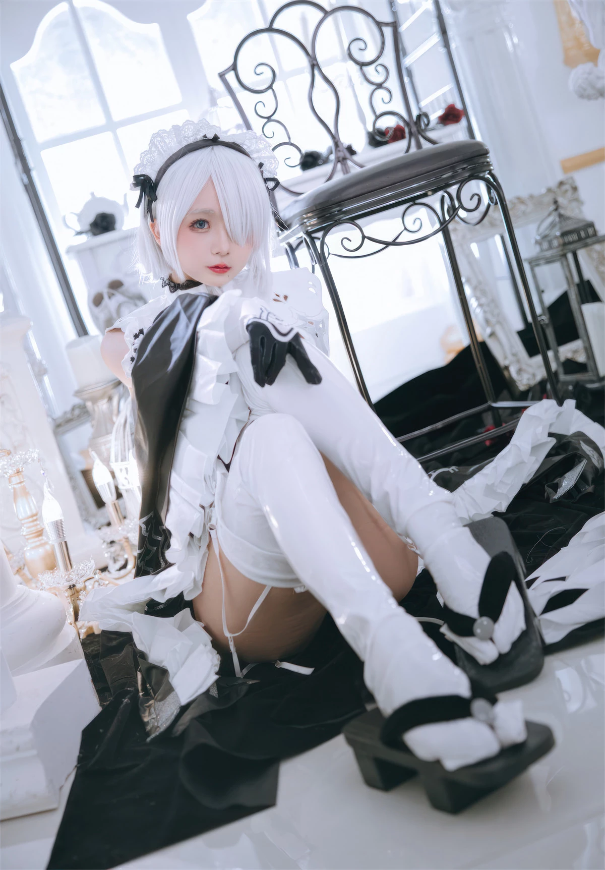 Xgyw.Org_Cosplay美女日奈娇2B奶盖女仆主题性感黑白情趣女仆装配白色腿袜秀完美身材诱惑写真86P