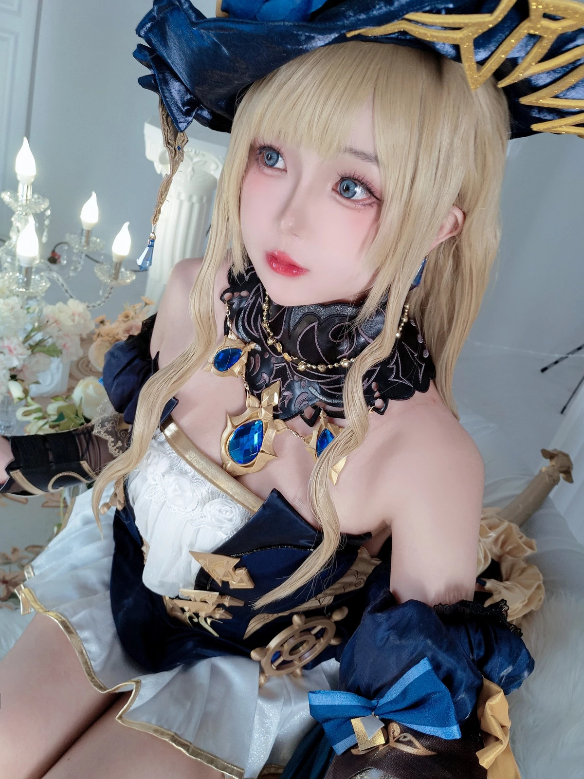 Xgyw.Org_Cosplay美女日奈娇娜维娅主题私房半脱露性感金色内衣秀油亮肌肤丰满身材诱惑写真74P