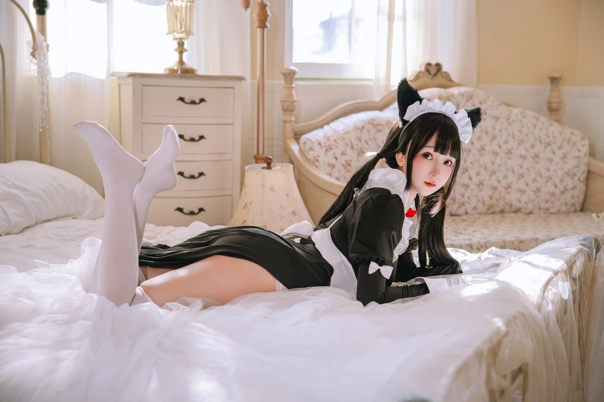 Xgyw.Org_Cosplay美女日奈娇猫娘女仆主题性感黑白两套女仆长裙配白丝袜秀丰满身材诱惑写真60P