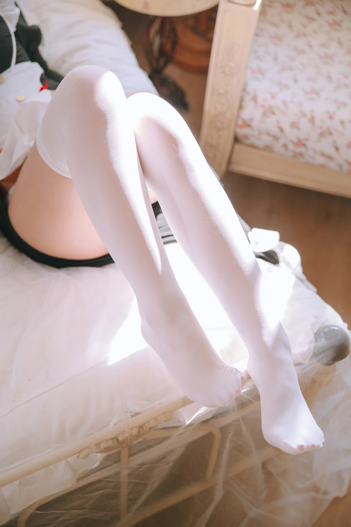 Xgyw.Org_Cosplay美女日奈娇猫娘女仆主题性感黑白两套女仆长裙配白丝袜秀丰满身材诱惑写真60P