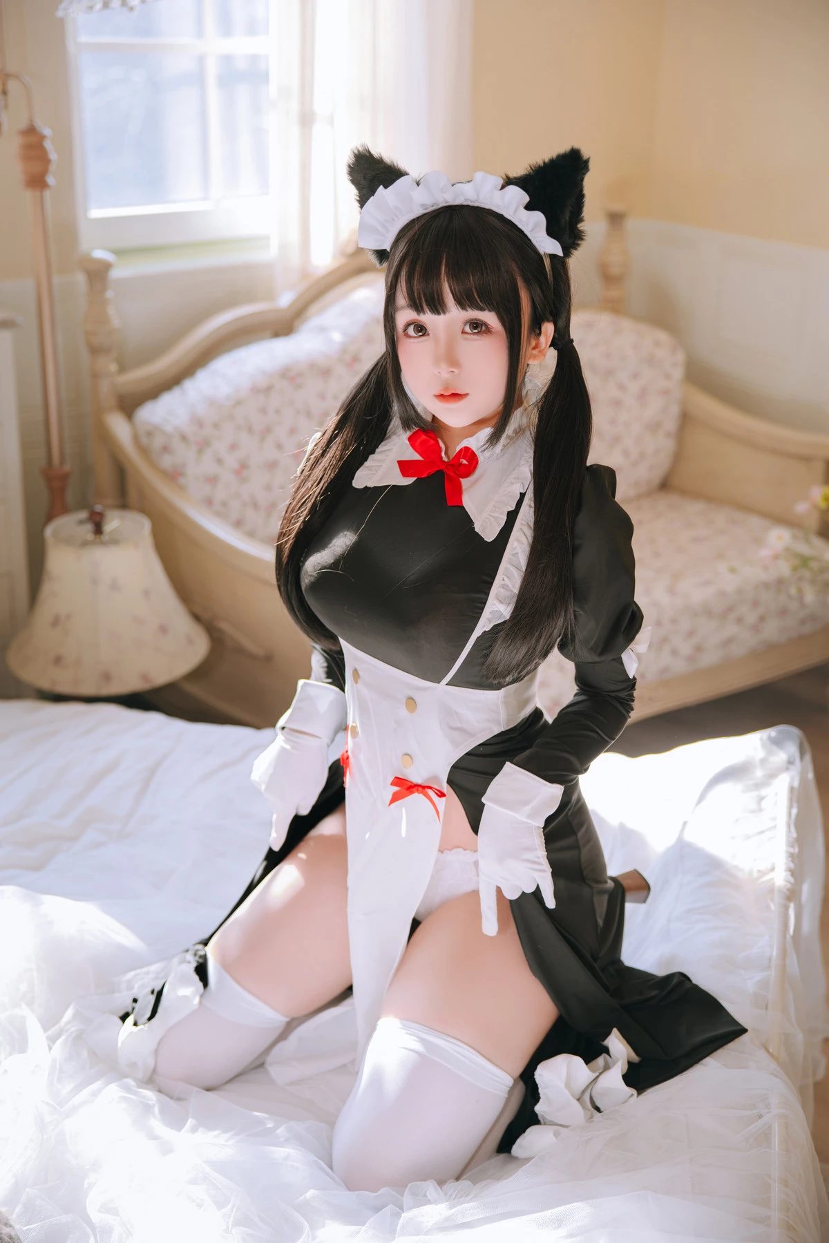 Xgyw.Org_Cosplay美女日奈娇猫娘女仆主题性感黑白两套女仆长裙配白丝袜秀丰满身材诱惑写真60P