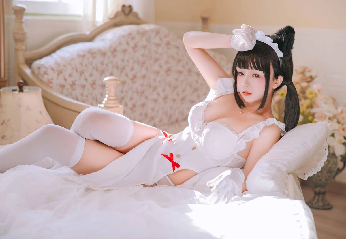 Xgyw.Org_Cosplay美女日奈娇猫娘女仆主题性感黑白两套女仆长裙配白丝袜秀丰满身材诱惑写真60P