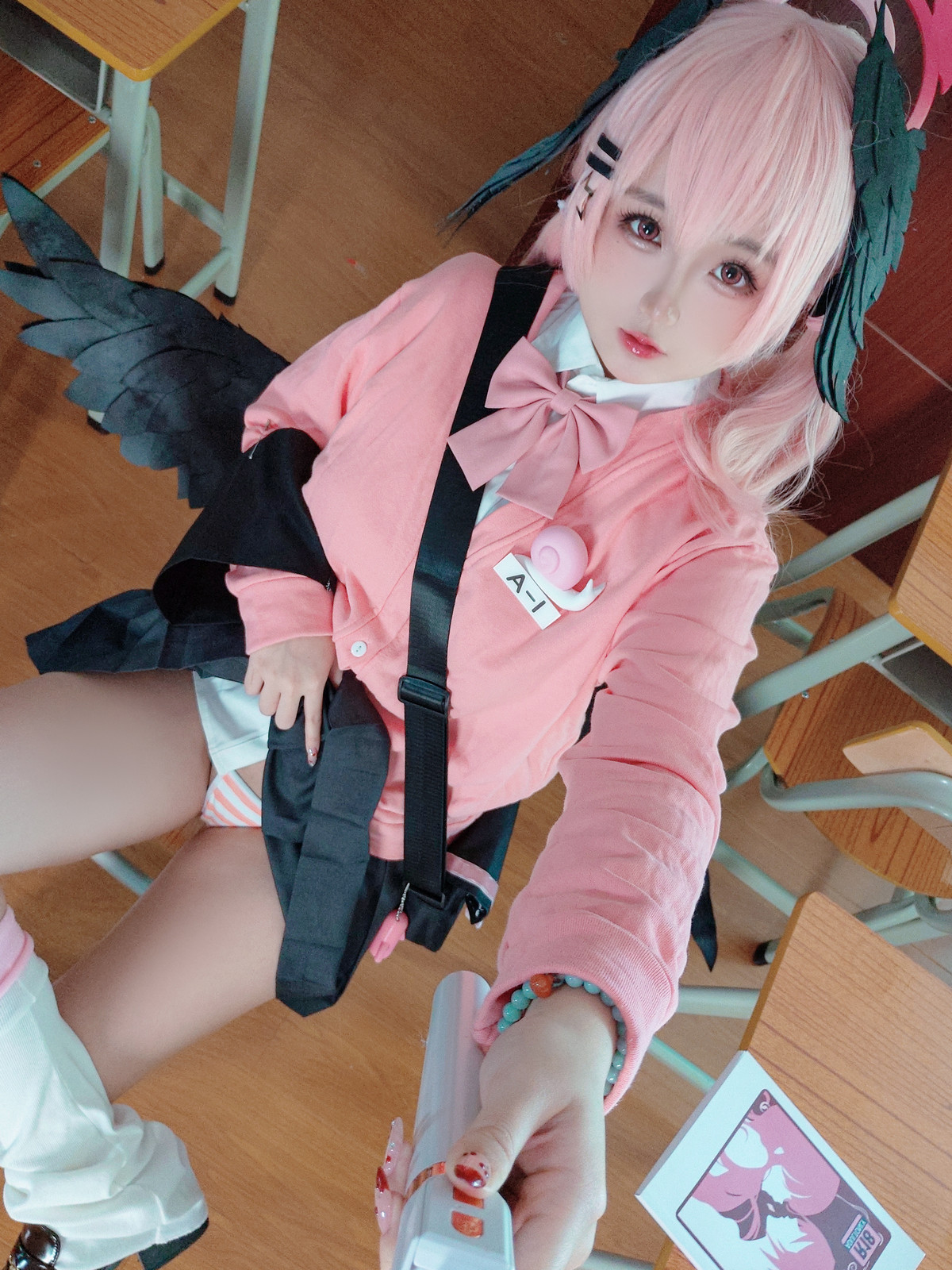 Xgyw.Org_Cosplay美女日奈娇下江小春JK主题私房脱制服露粉色三点式内衣秀丰腴身材诱惑写真126P